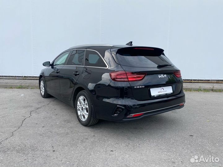 Kia Ceed 1.6 AT, 2022, 10 000 км