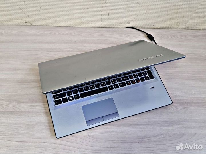 Мощный ноутбук Lenovo i5/GT740M/4GB/SSD