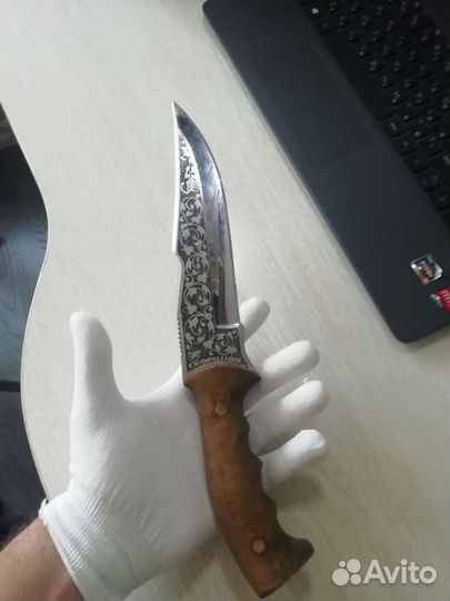 Нож скорпион