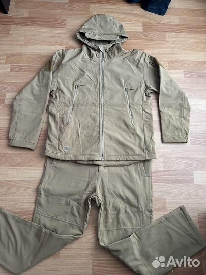 Новый. Тактический костюм