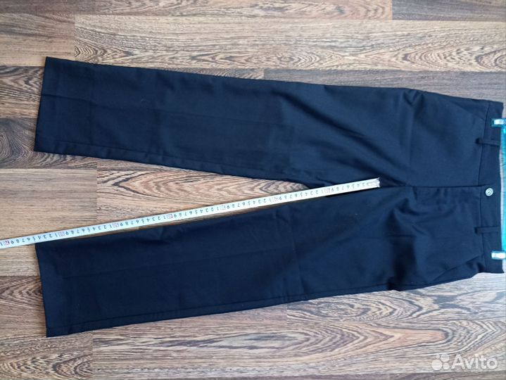 Новые школьные брюки, р. 140