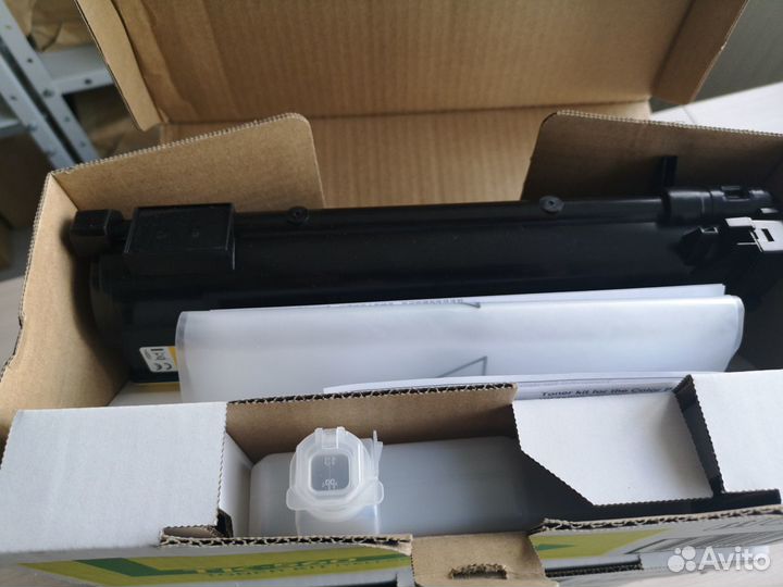 Картридж лазерный Kyocera оригинальный ТК-560