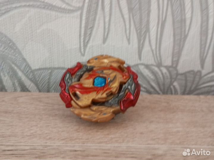 Волчки бейблейд