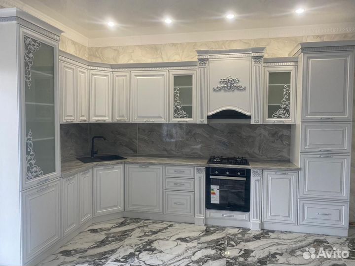 Кухонные гарнитуры