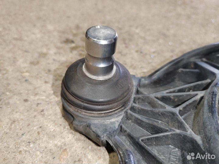 Рычаг передний левый Tesla Model 3 2020