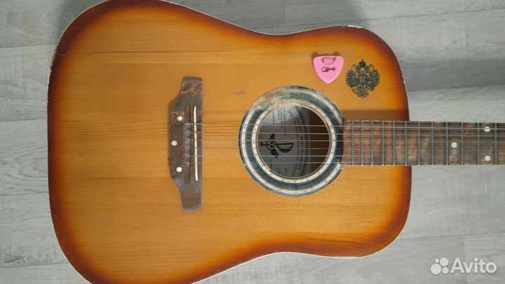 Акустическая гитара бу