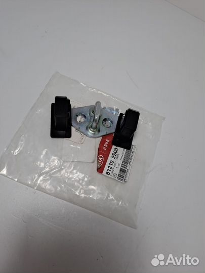 Ответная часть(петля) замка багажника Hyundai-Kia