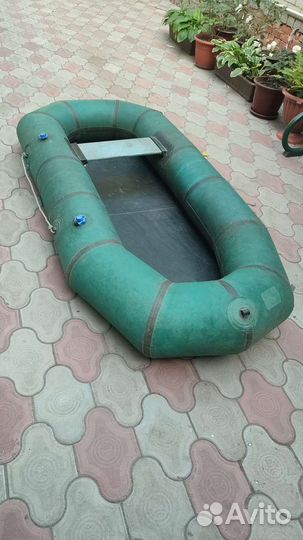 Надувная лодка