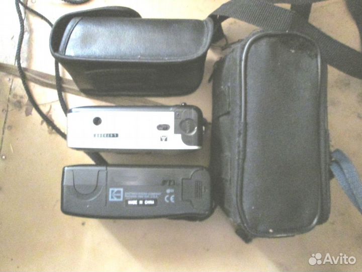 Коллекция фотоаппаратов-мыльниц из 90-х+