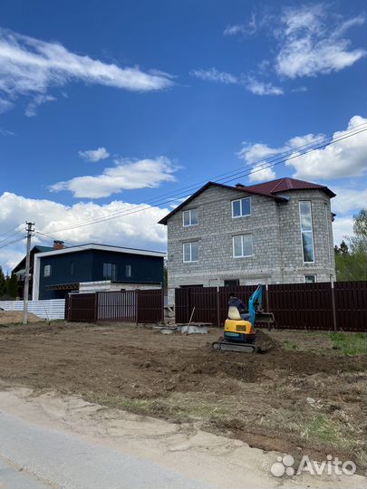 Мини экскаватор копка траншей