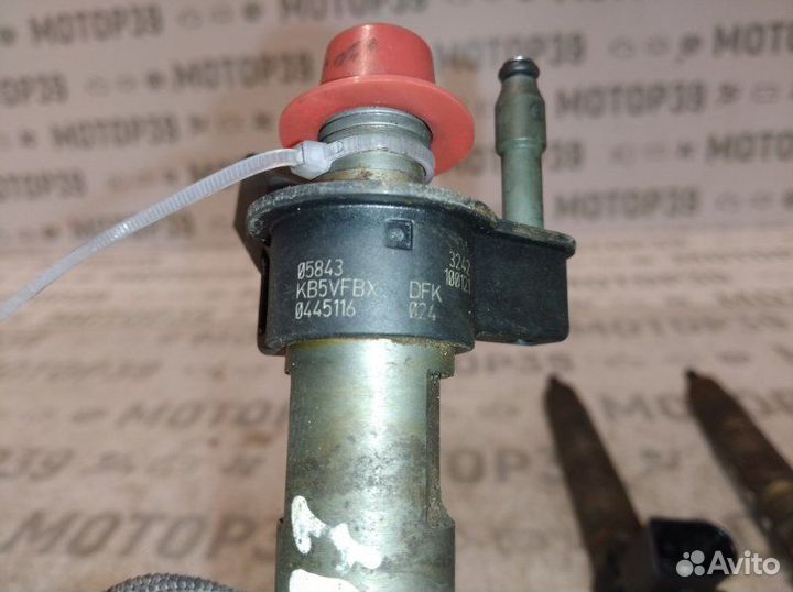 Топливная форсунка Bmw X1 2.0 TD N47D20С 2009