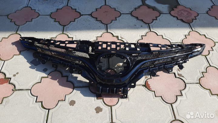 Решетка camry 70