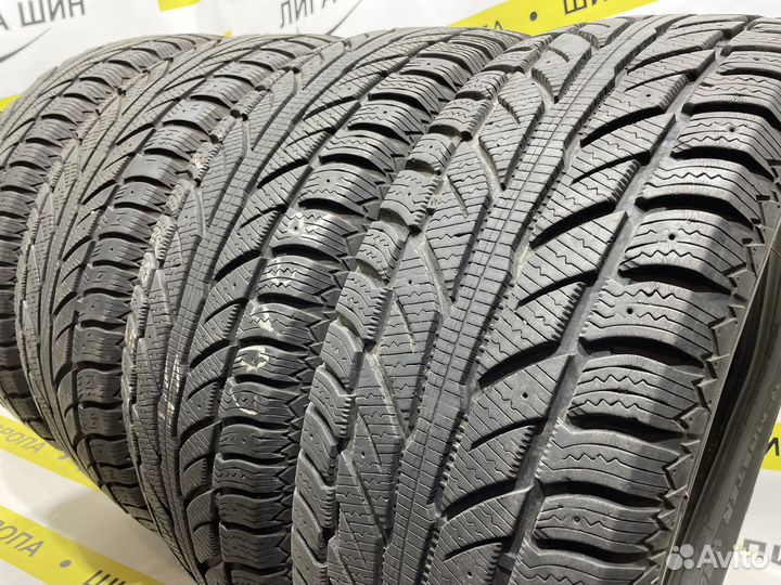 Cooper Weather-Master WSC 215/65 R16