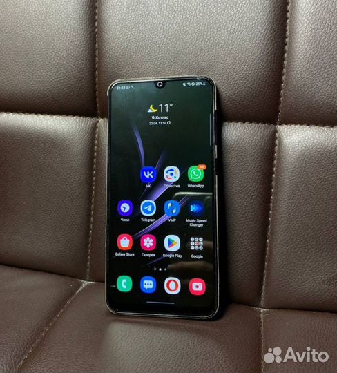 Samsung Galaxy A50, 6/128 ГБ