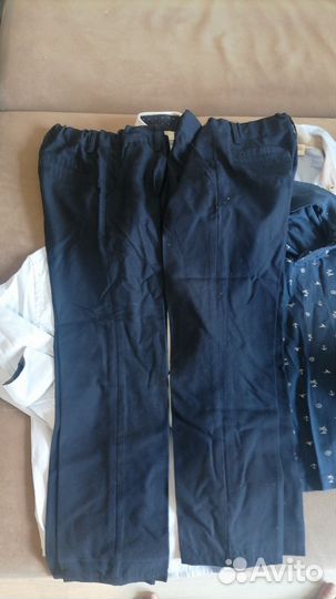 Рубашки брюки школьные на мальчика 116,122,128