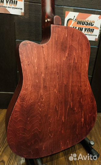 Гитара Акустическая + Аксессуар