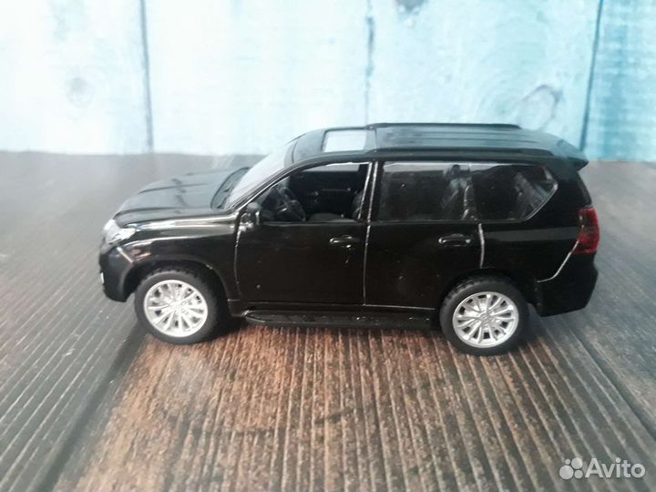 Машинки металлические Kinsmart, RMZ, MSZ