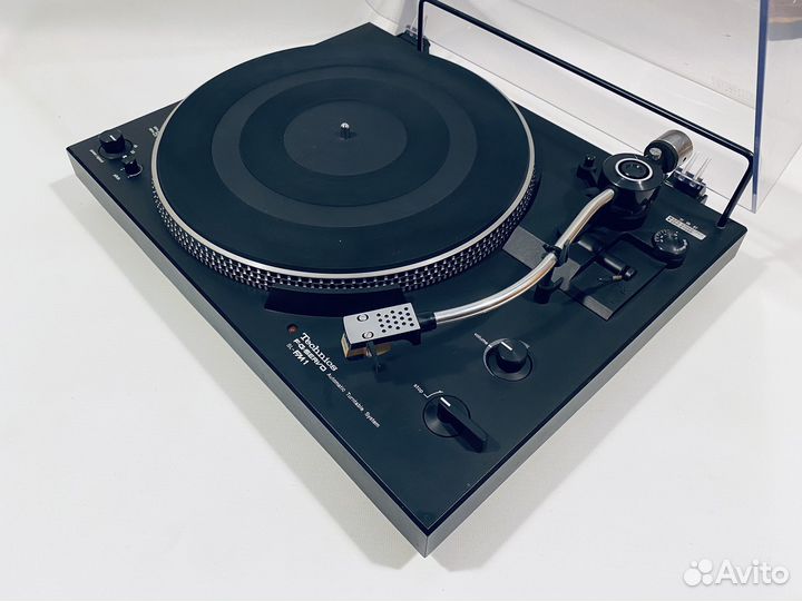 Technics SL- FM1. Виниловый проигрыватель