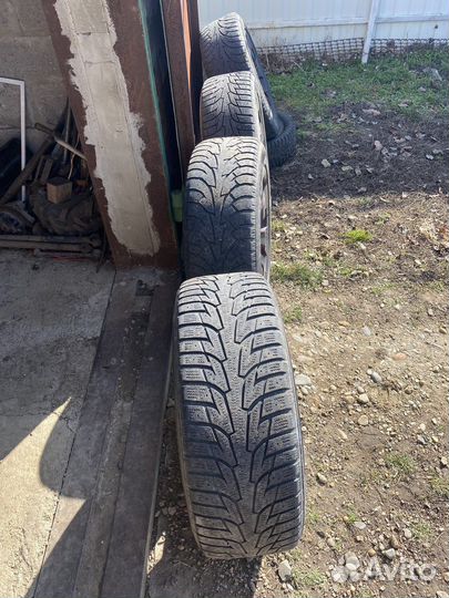 Hankook Winter I'Pike 2.25/55 R17