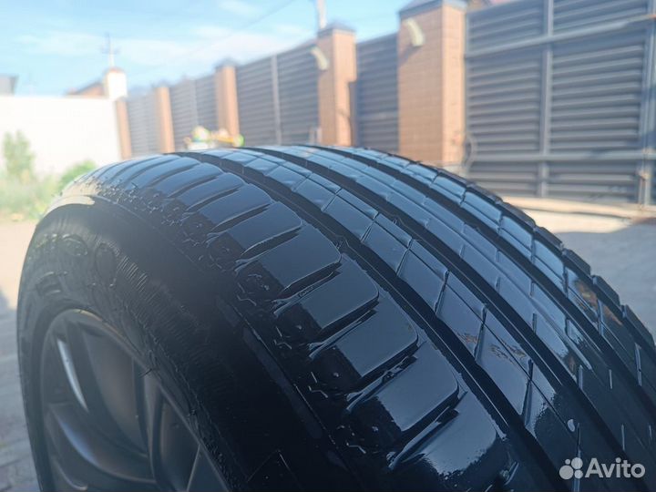 Michelin Latitude Sport 3 255/50 R19 и 285/45 R19