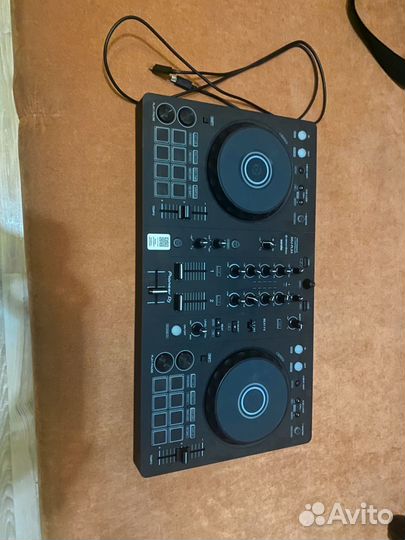Dj контроллер DDJ-FLX4