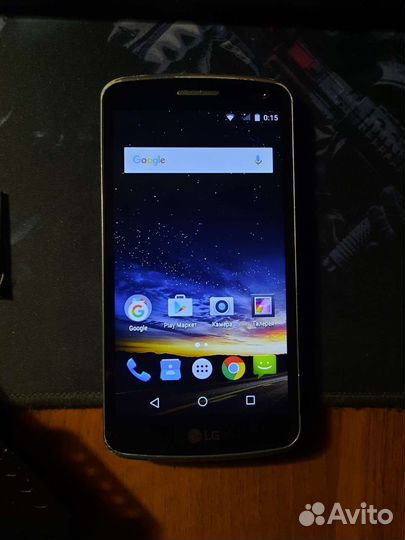 Телефон LG