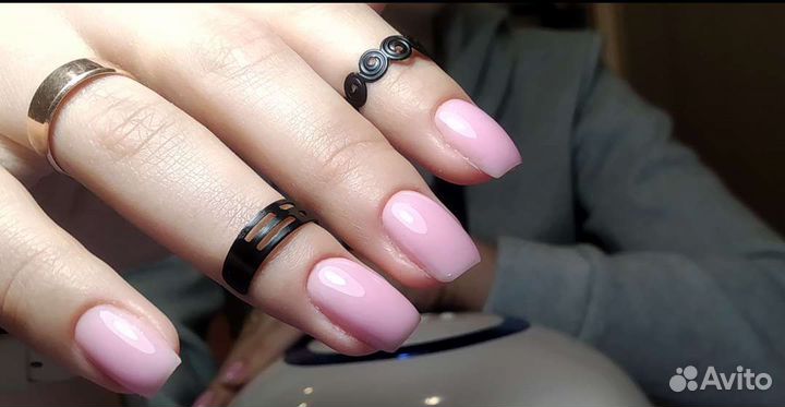 Маникюр с покрытием гель-лаком