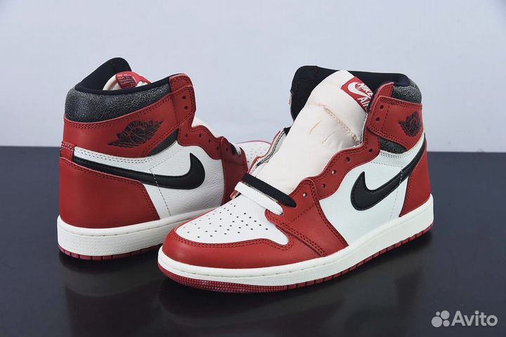 Nike Air Jordan 1 Retro 'Chicago' Lost & Found