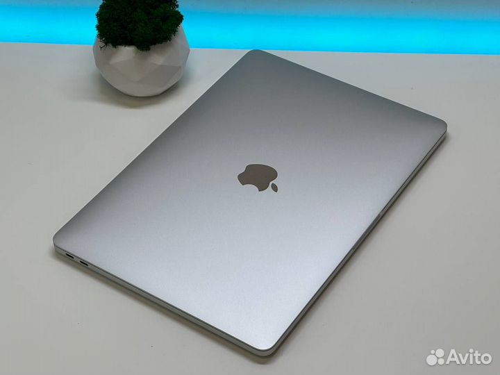 Apple MacBook Pro 13