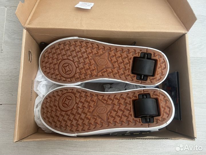 Роликовые кроссовки Heelys