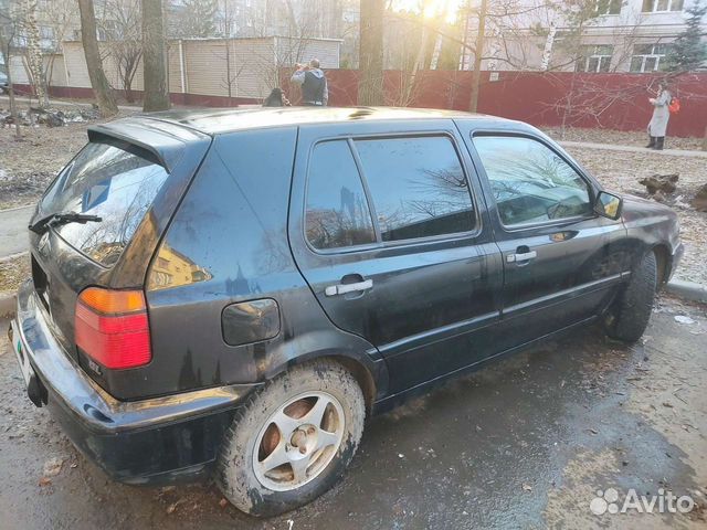 Volkswagen Golf 2.0 МТ, 1997, 100 000 км