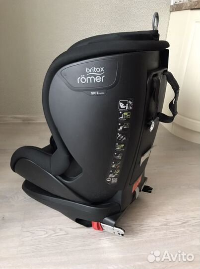 Автокресло britax romer trifix2 i size