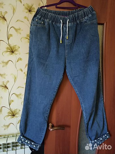 Джинсы новые