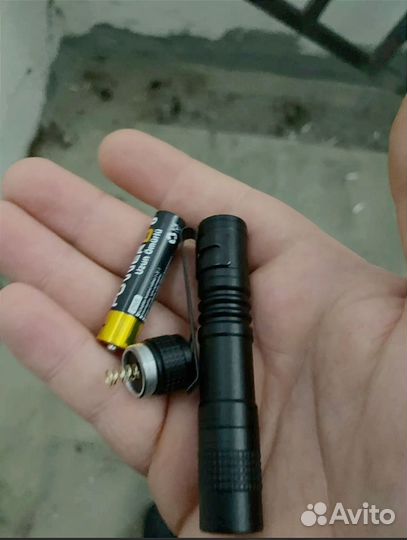 Карманный фонарик