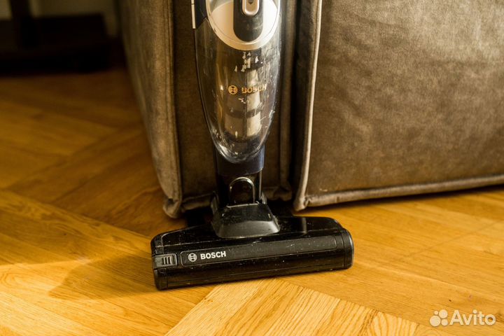 Вертикальный беспроводной пылесос Bosch