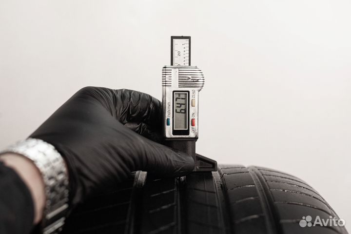 Kumho Ecsta HS51 215/55 R17 94V