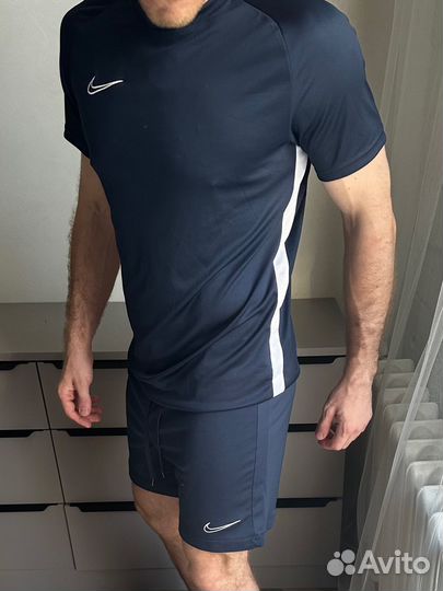 Футбольная форма (футболка + шорты) Nike