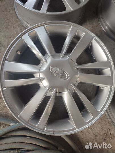 Литые диски r16 на весту