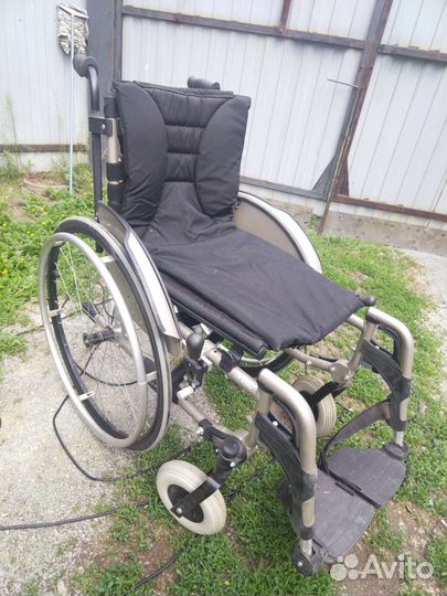 Инвалидная коляска