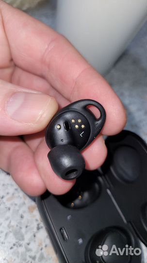 Samsung gear iconx