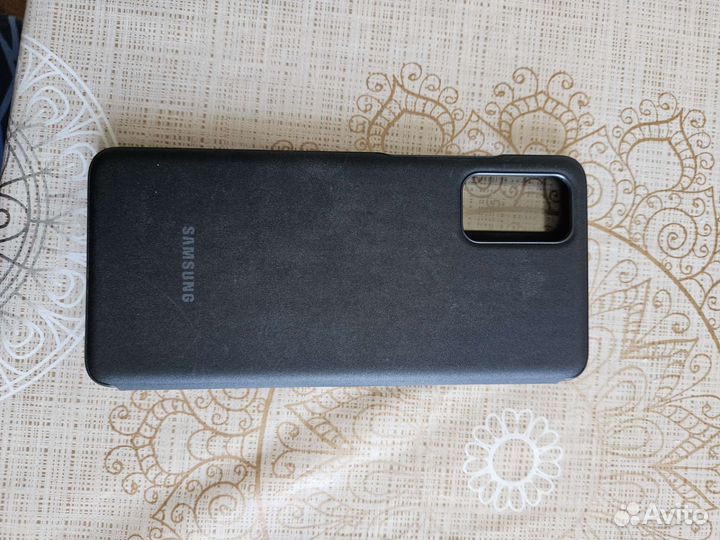 Оригинальный чехол на samsung galaxy s20+