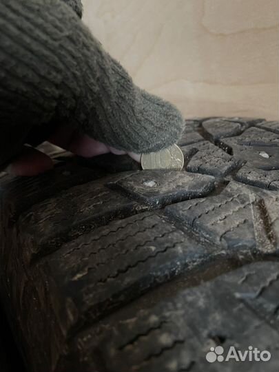 Bridgestone Blizzak Spike-02 SUV 265/70 R16 112