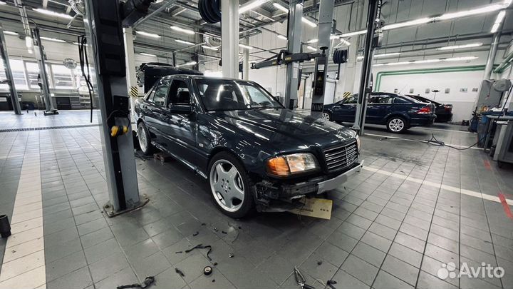 Mercedes-Benz C-класс 2.0 МТ, 1997, 322 000 км