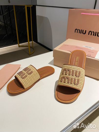 Шлепанцы из рафии Miu Miu