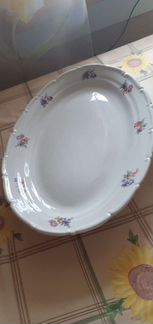 Блюдо и селедочница из фарфора СССР Дулево