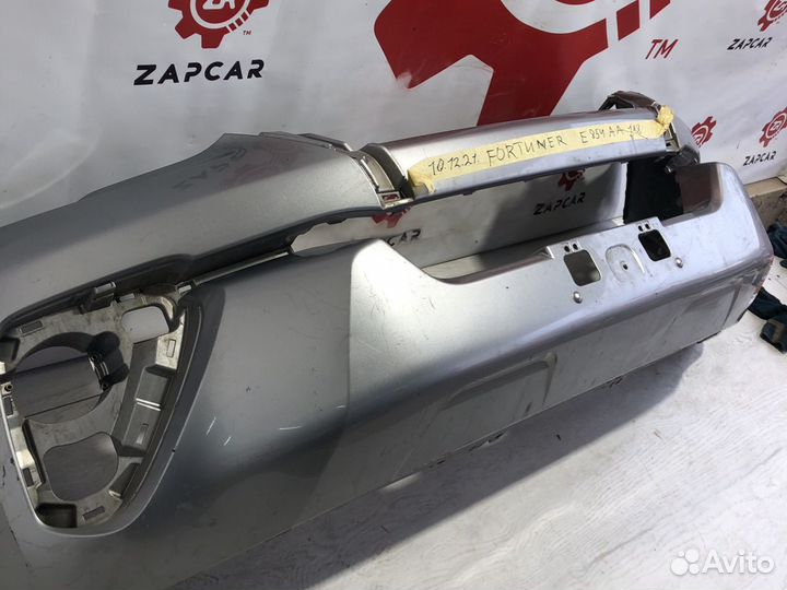 Toyota Fortuner Бампер передний