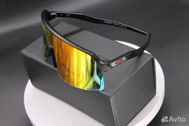 Спортивные очки oakley