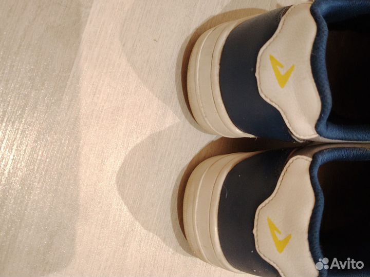 Кроссовки для мальчика