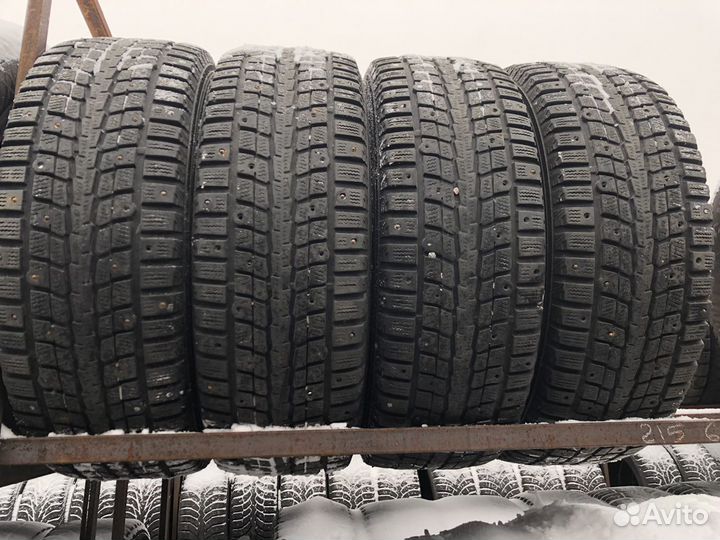 Dunlop SP Winter Ice 01 215/65 R16 102T