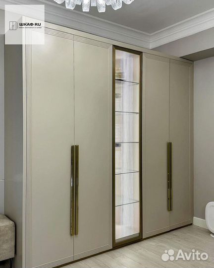 Шкаф распашной с фрезеровкой